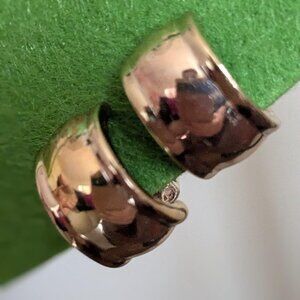 Vintage Gold Clip-On Earrings, Trending Minimalist Earrings, Retro Statement